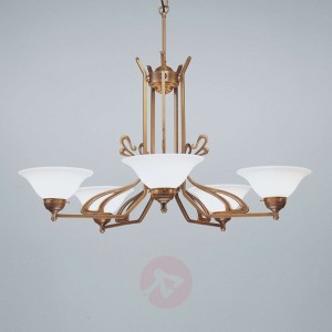 Żyrandol Richard o pięknym kształcie