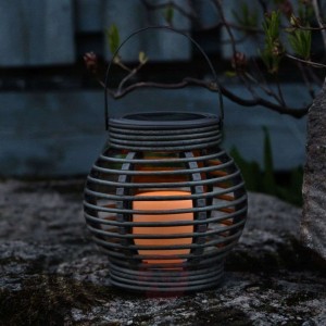 Brązowa lampa solarna Lantern imituj. rattan, LED