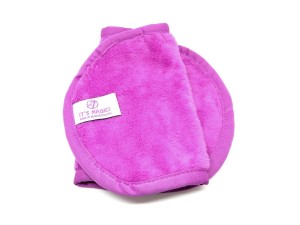 W7 It's Magic Makeup Remover Cloth