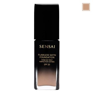 Sensai Flawless Satin Foundation, FS202 Ochre Beige (30 ml)