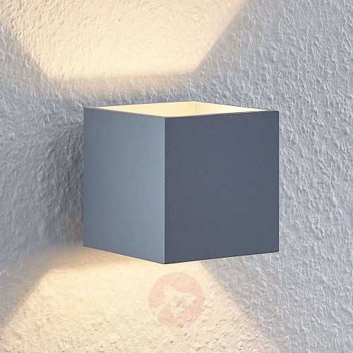 17d3ac085c9a90d7150a31d9acdeff04