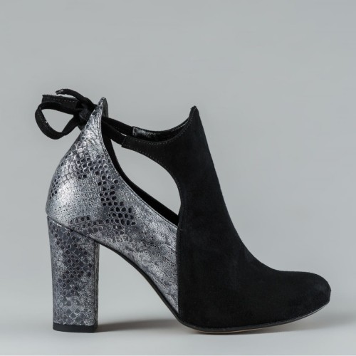 f8d2ab911ed6916ec1a1cfa5e298dd79