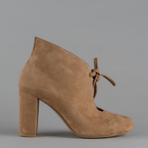 98a82865838dd50e0d1062e75722dcd9