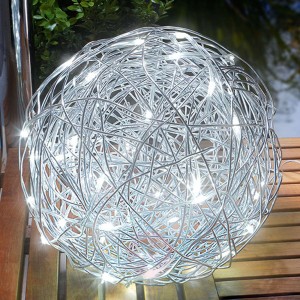 Zewn. lampa dekoracyjna LED SOLAR ALU-WIREBALL
