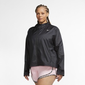 Damska kurtka do biegania z kapturem Nike Essential (duże rozmiary) - Czerń