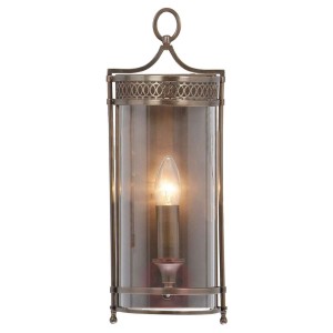 Komfortowa lampa ścienna Guildhall