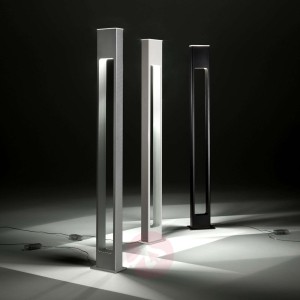 Efektowna lampa podłogowa Note w kolorze czarnym