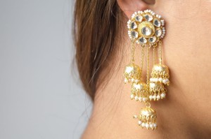 Chakra Kundan Earrings