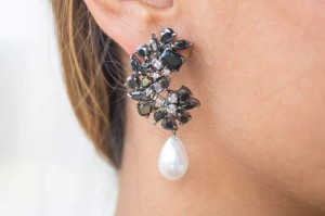 Frosty Pearl Earrings