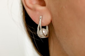Hammock Pearl Earrings
