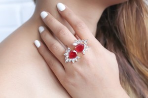 Spade ring