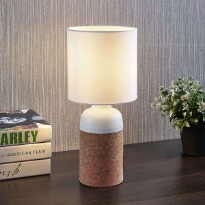 Lampa stołowa Silva z korkową podstawą