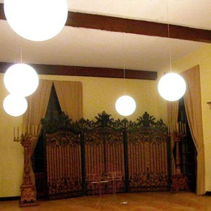 Wytworna lampa wisząca Snowball do wnętrz 60 cm