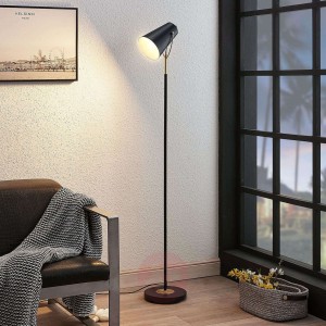Lampa podłogowa Josh czarna z mosiężną dekoracją