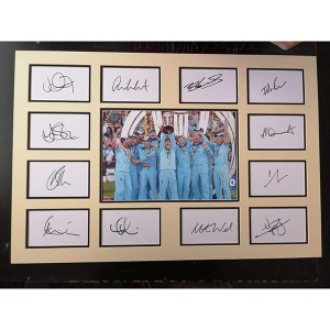 England Cricket W.Cup Winners Framed Photo Montage and Signatures of all 12 of Team