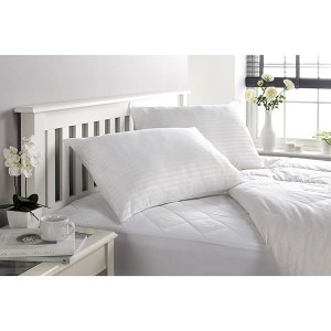 Downland Soft To Touch Satin Stripe Anti Bacterial Double 10.5 Tog Duvet & Pillow (Pair)