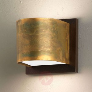 Mała lampa ścienna Lola w ciepłych kolorach