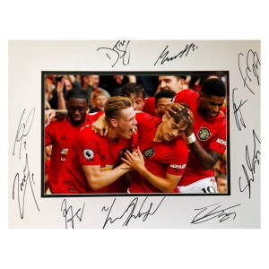 Manchester United Mounted Multi-Signed Team Photo