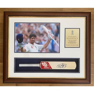 Alastair Cook Signed Mini Cricket Bat