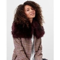 Womens Hurdlow Short Faux Fur Scarf - BURGUNDY