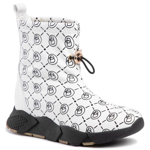 feb873e1d171de4617b224bd580fa09c