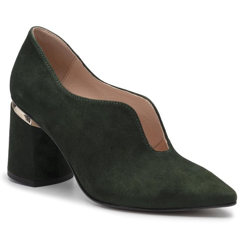 b7dd781c2d29a5b2afc283c3d7c6b8e9