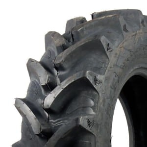 Alliance Farm Pro-846 ( 420/85 R28 139A8 TL podwójnie oznaczone 16.9R28 139B )