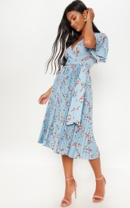 Sukienka Medium - Baby Blue Dress