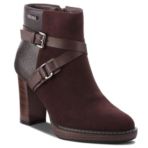 3405b6cca6fd449edfd32117b3f05018