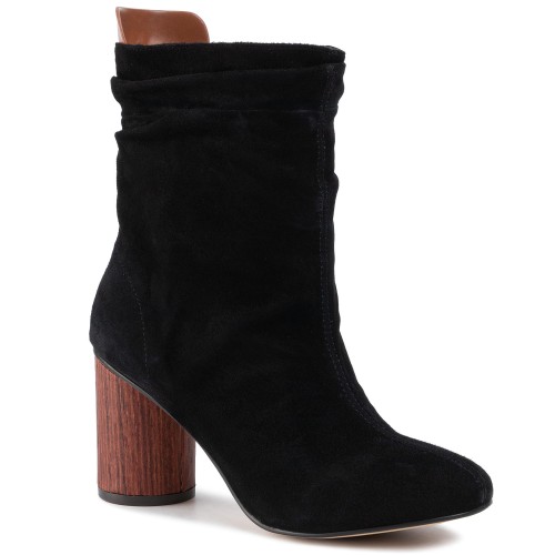 daf6c36347d8403628583fd23a9b5cd8