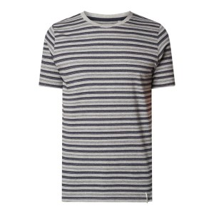 T-shirt w paski