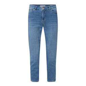 Jeansy o kroju slim fit o dł. 7/8 z dodatkiem streczu