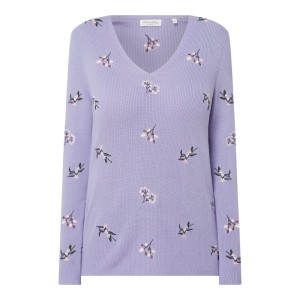 Sweter z haftami kwiatowymi