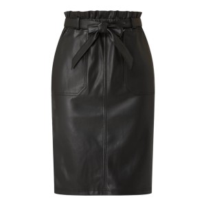 Spódnica z imitacji skóry