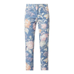Spodnie capri o kroju super slim fit z kwiatowym wzorem model ‘Lesley’