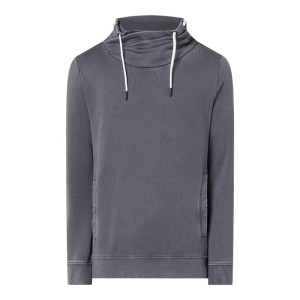 Bluza w wysokim kołnierzem