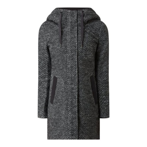 b67e6f4fcba269f2c3cef3fcd26bec4c