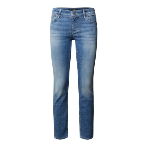 3758cce4def52afcb816d6bd22bea0ec