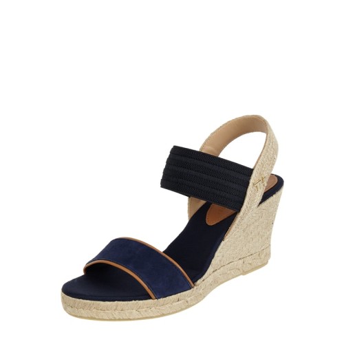 43eb8d3c2b49f3e8b86b65e73b81d444