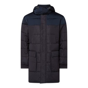 Kurtka pikowana z kapturem