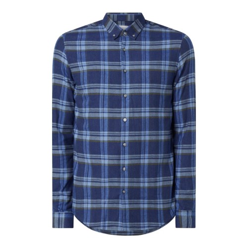 ee27bf81d1ecdbe8b34b482af9d3dc4c