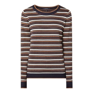 Sweter w paski