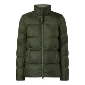 Kurtka pikowana z kieszeniami zapinanymi na zamek błyskawiczny