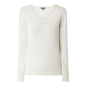 Sweter z dekoltem w serek