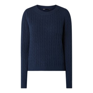 Sweter z dzianiny w warkocze model ‘Megan’