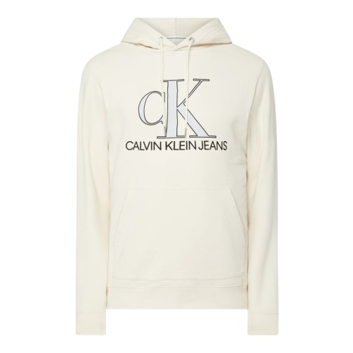 f64e3ab67b604f73ae055443ef1d4e6b