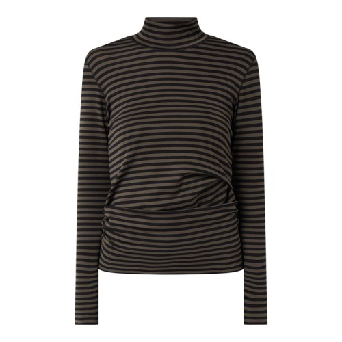 733f5d009a25a7265c527b2481de887d