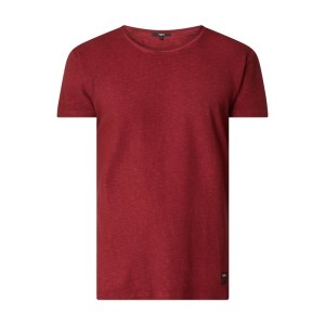 T-shirt o fakturze wafla