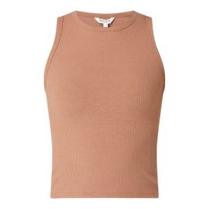 Krótki top z prążkowaną fakturą