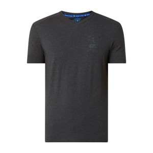 T-shirt z gumowym nadrukiem z logo